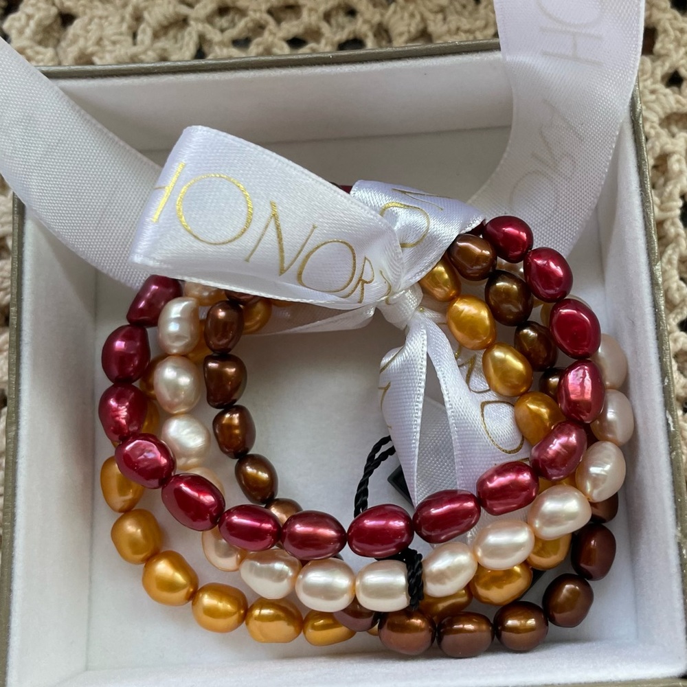 4 Honora bracelets